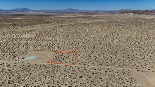 752 Firethorn Ave, Landers, CA, 92285 | Card Image