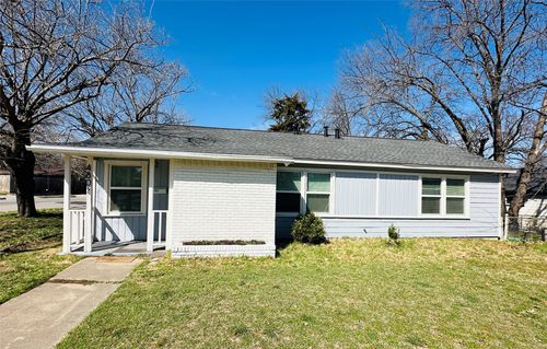 4801 Stephanie Dr, Haltom City, TX, 76117-2360 | Card Image