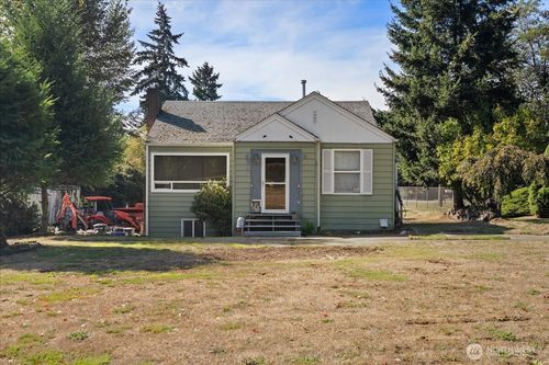 12005 5th Ave S, Seattle, WA, 98168-2044 | Card Image