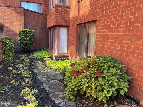 apt-107-1 Gristmill Ct, BALTIMORE, MD, 21208-1371 | Card Image