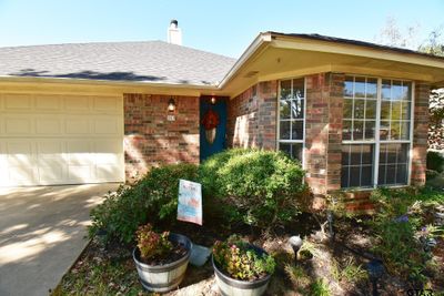 209 Hickory Rd, House other with 3 bedrooms, 2 bathrooms and null parking in Bullard TX | Image 2