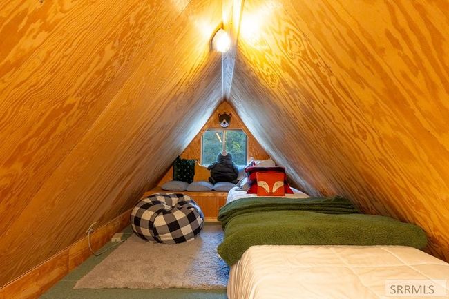 Attic | Image 45