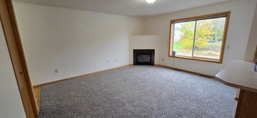 3-5295 Manchester Dr, Maple Plain, MN, 55359-9300 | Card Image