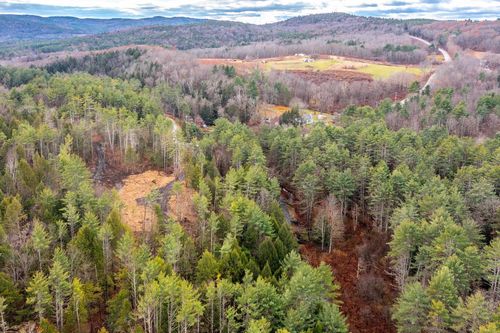 40 E Putney Brook Rd, Putney, VT, 05346-8795 | Card Image