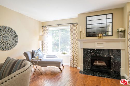 unit-213-5870 Green Valley Cir, Culver City, CA, 90230-6913 | Card Image
