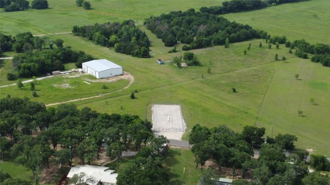 1016 Ross Rd, Home with 0 bedrooms, 0 bathrooms and null parking in Elm Mott TX | Image 10