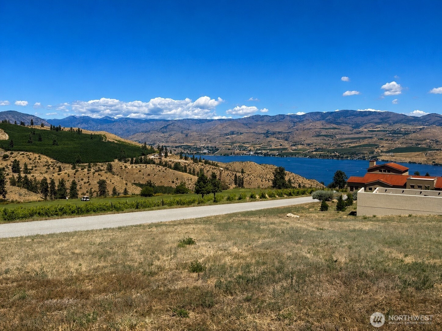 Land in Chelan