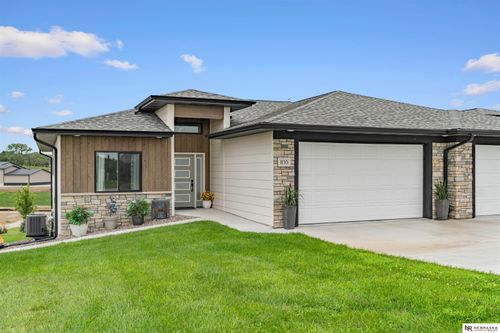 1155 Sand Hill Rd, Louisville, NE, 68037-7121 | Card Image