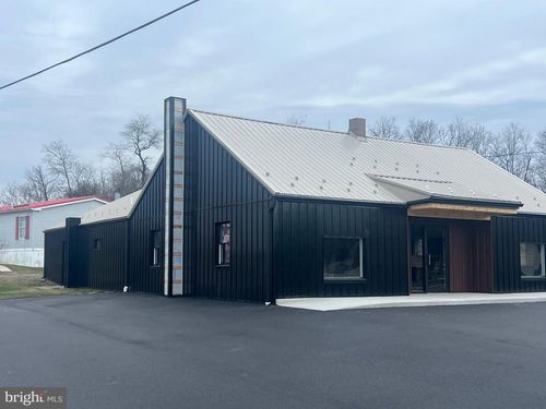 11370 Fort Loudon Rd, MERCERSBURG, PA, 17236-8503 | Card Image