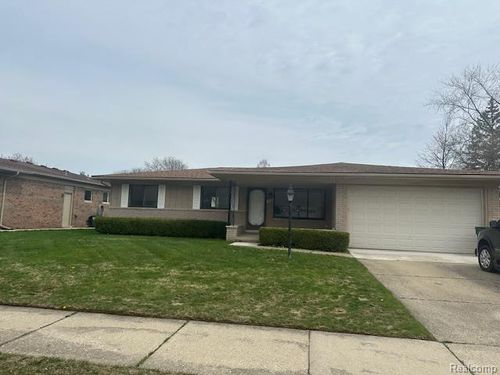 5698 Bingham Drive, Troy, MI, 48085 | Card Image