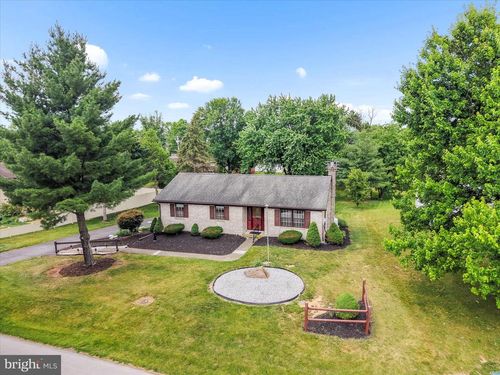 1 Pamela Dr, MECHANICSBURG, PA, 17050-1772 | Card Image