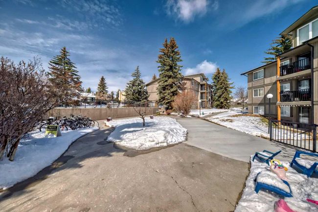 213 - 6400 Coach Hill Road Sw, Home with 2 bedrooms, 1 bathrooms and 1 parking in Calgary AB | Image 20