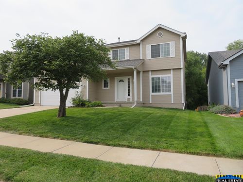 15218 Fowler Ave, Omaha, NE, 68116-8430 | Card Image