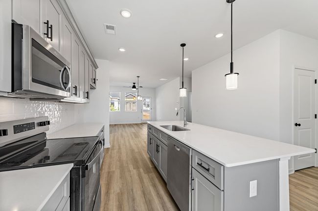 Unit 33 Grove Loop, Townhouse with 2 bedrooms, 2 bathrooms and null parking in Blue Ridge GA | Image 15