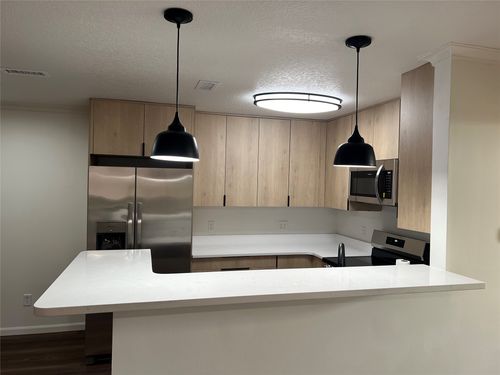 unit-2-4910 Pleasant St, West Des Moines, IA, 50266-5400 | Card Image