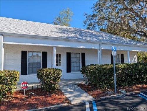 9030 W Fort Island Trl, CRYSTAL RIVER, FL, 34429-2412 | Card Image