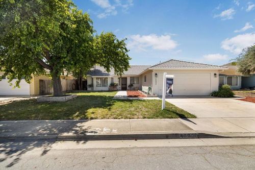 46090 Pine Meadow Dr, King City, CA, 93930-9740 | Card Image