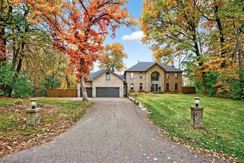 1504 Fairfield Rd S, Minnetonka, MN, 55305-1702 | Card Image