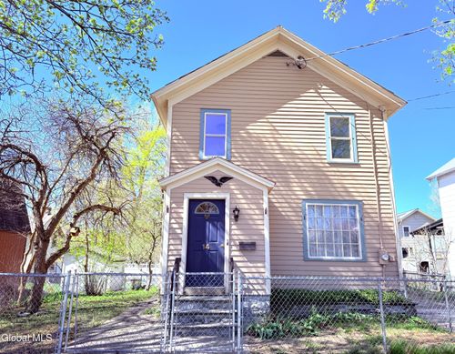 14 Davis Street, Glens Falls, NY, 12801 | Card Image
