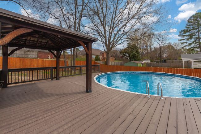 596 Russell Rd, House other with 3 bedrooms, 2 bathrooms and 3 parking in Jackson TN | Image 19