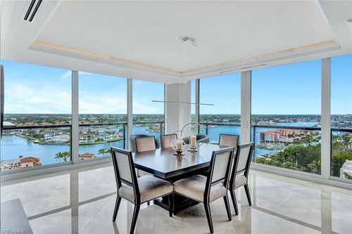 ph-14f-4031 Gulf Shore Blvd, NAPLES, FL, 34103-2605 | Card Image