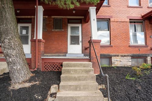 4 E Blake Ave, Columbus, OH, 43202-2904 | Card Image
