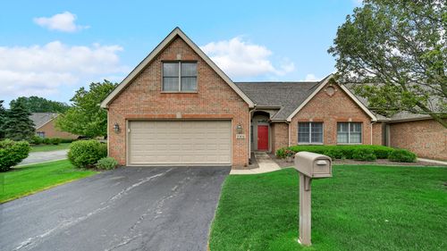 1901 Windfield Dr, Munster, IN, 46321-5183 | Card Image