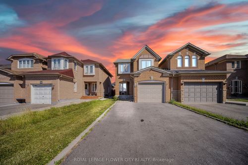 33 Fiddleneck Cres, Brampton, ON, L6R1R2 | Card Image
