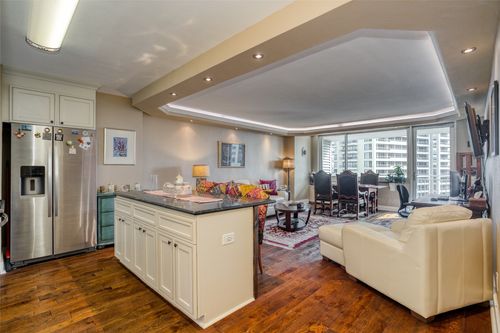1811-3883 Turtle Creek Blvd, Dallas, TX, 75219-4432 | Card Image
