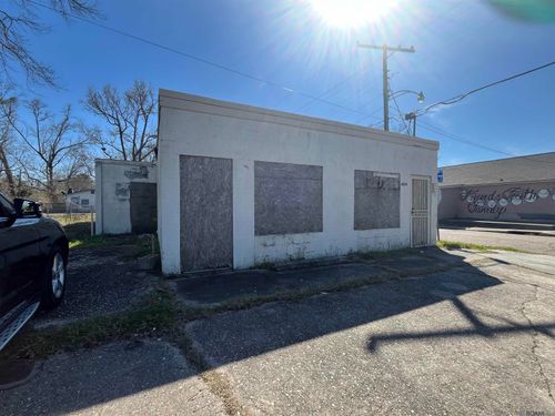 4206 Gus Young Ave, Baton Rouge, LA, 70802-1733 | Card Image