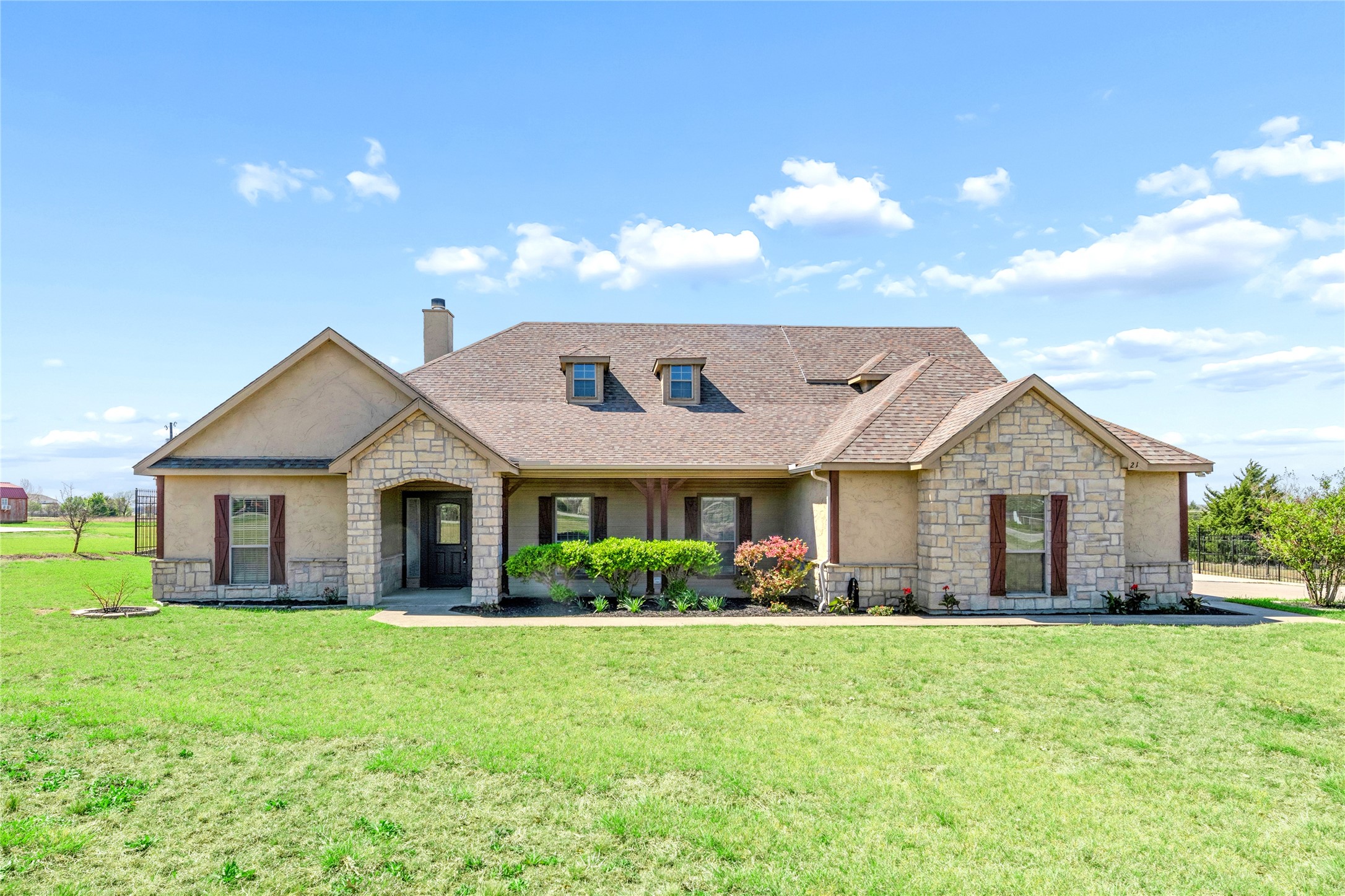 Residential in Melissa