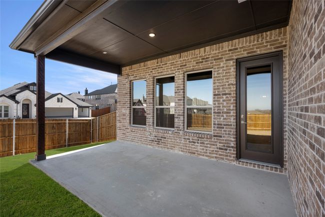 1002 Emerald Trace Dr, House other with 4 bedrooms, 3 bathrooms and null parking in Justin TX | Image 5