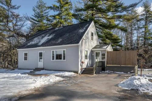 736 Columbus Ave, Rochester, NH, 03867-3492 | Card Image