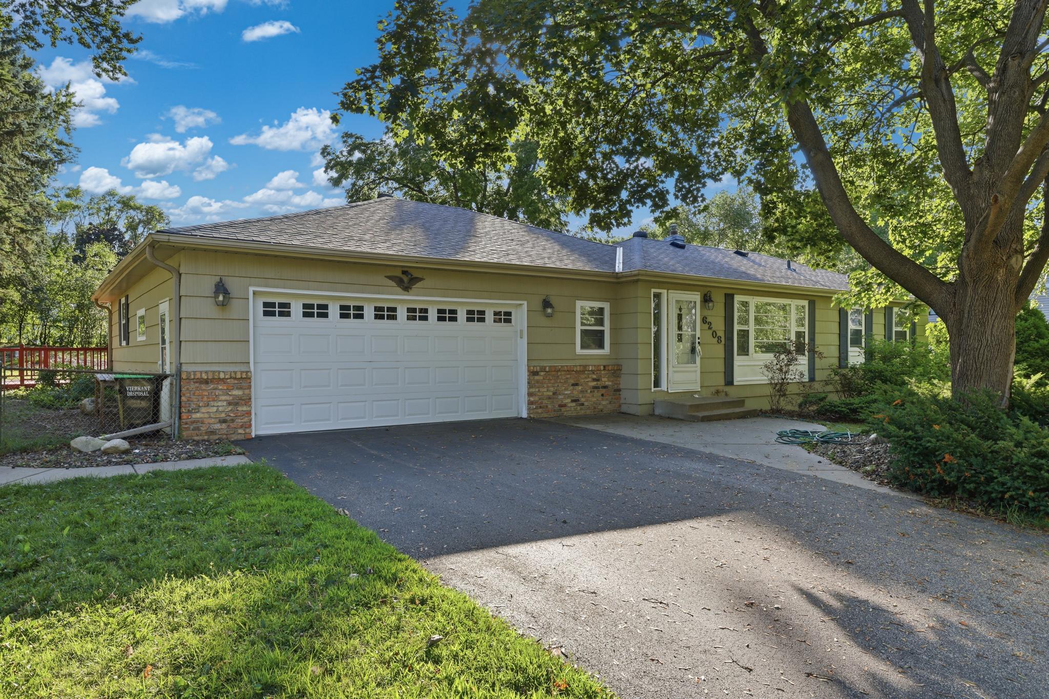 Residential Lease in Edina 2