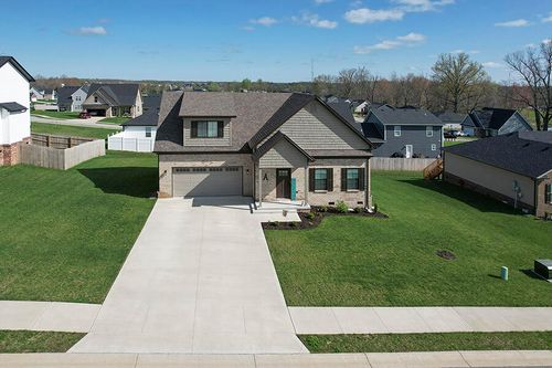 602 Lillie Ct, Richmond, KY, 40475-5637 | Card Image