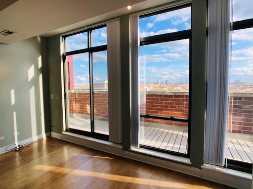 8b-2272 Archer Ave, Chicago, IL, 60616-5027 | Card Image
