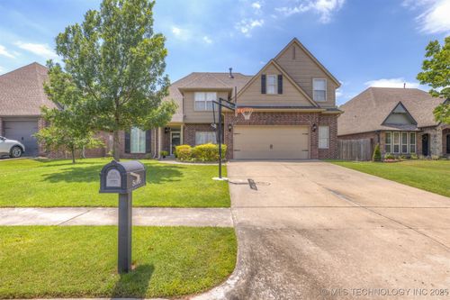 5006 S 164th East Ave, Tulsa, OK, 74134-7195 | Card Image
