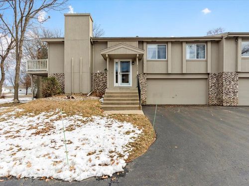 2208 Spruce Dr, Brainerd, MN, 56401-4538 | Card Image