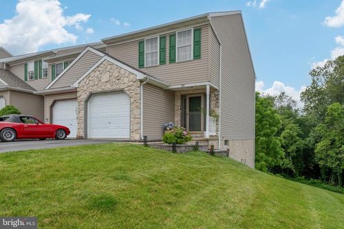 343 Oakridge Dr, MOUNTVILLE, PA, 17554-1855 | Card Image