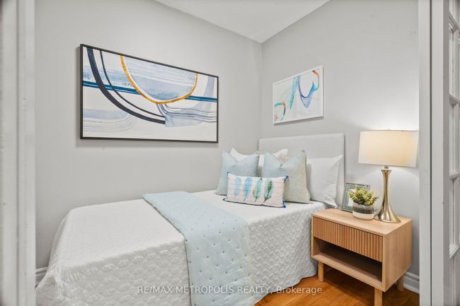 623 - 270 Wellington St W, Condo with 2 bedrooms, 1 bathrooms and null parking in Toronto ON | Image 7