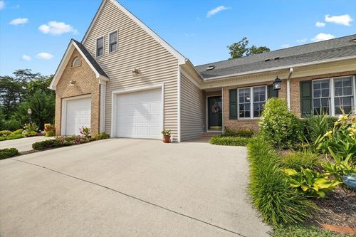 35 Hickory Nut Ln, Staunton, VA, 24401-9301 | Card Image
