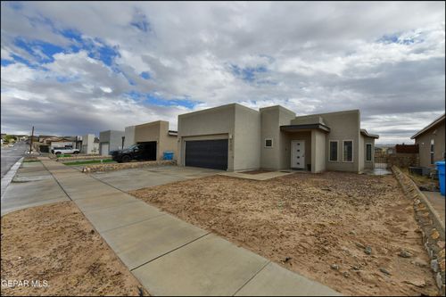 432 Stetson Dr, Horizon City, TX, 79928-7482 | Card Image