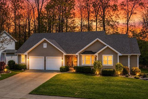3076 Essen Road, BELLEVUE, WI, 54311 | Card Image
