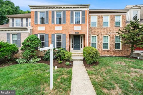 4620 Luxberry Dr, FAIRFAX, VA, 22032-1927 | Card Image