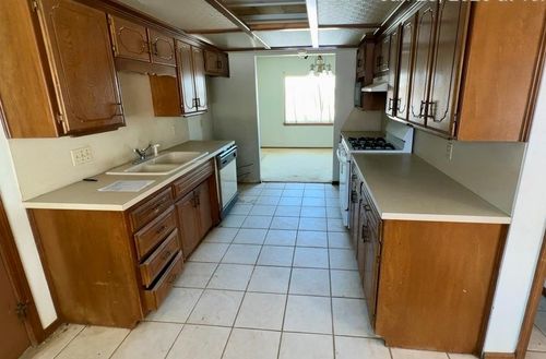 414 Washington, Corn, OK, 73024-9243 | Card Image