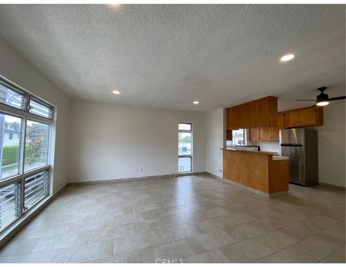 8-5246 Blackwelder, Los Angeles, CA, 90017 | Card Image