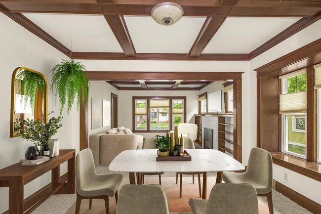 Virtural Staged Living / Dining Room | Image 5