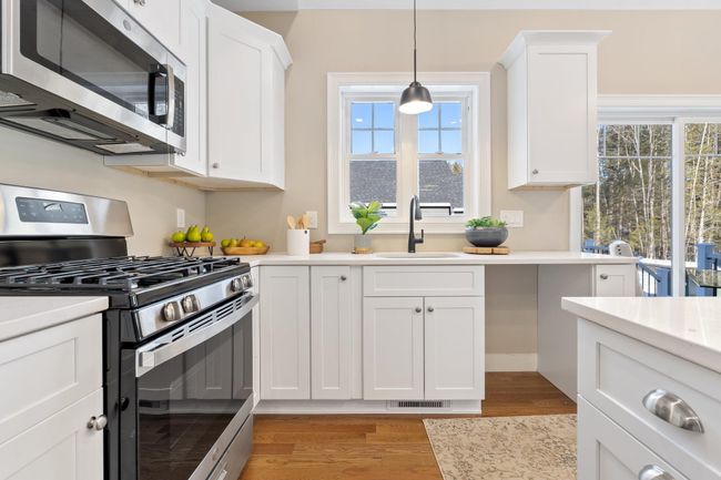 4B Debbie Lane, Condo with 2 bedrooms, 2 bathrooms and null parking in Amherst NH | Image 13