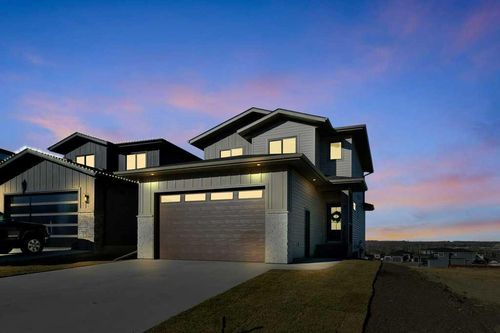 7 Vincent Gate, Sylvan Lake, AB, T4S0V7 | Card Image
