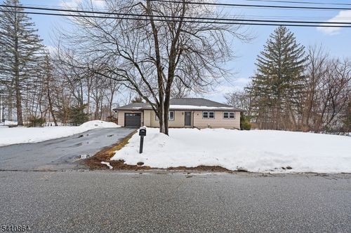 9 Adelaide Ter, West Milford, NJ, 07480-2118 | Card Image